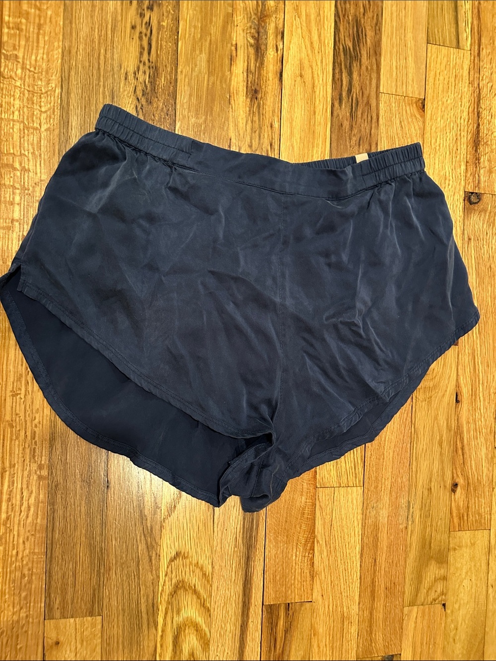 Lunya Washable Silk Shorts Deep Blue - Picture 2 of 5